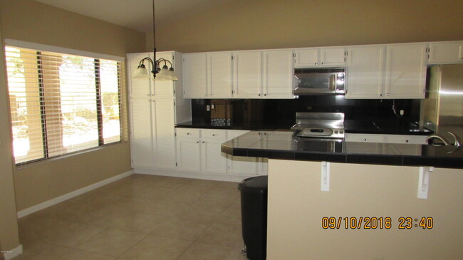 Foto del edificio - 4114 E Rancho Tierra Dr