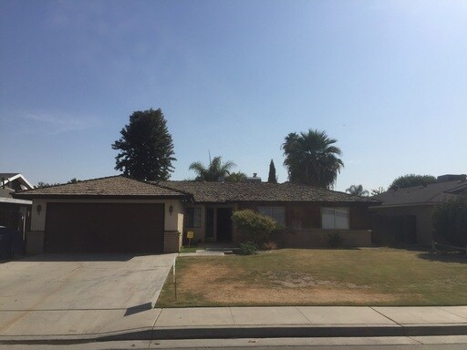 Primary Photo - 6200 Chester W Nimitz St