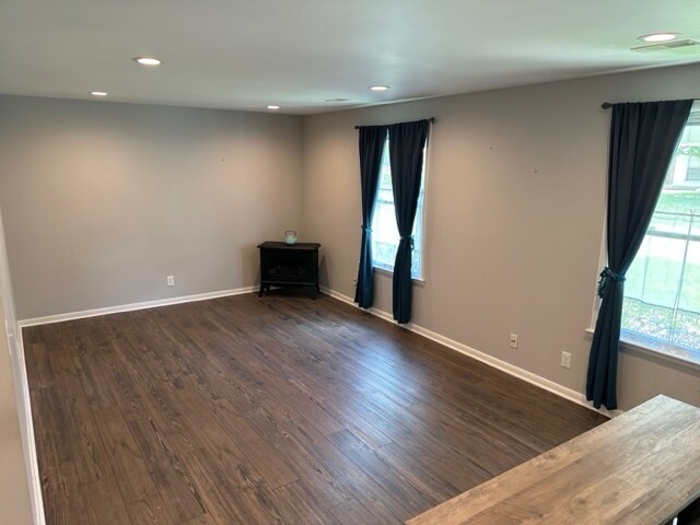 Building Photo - 211 Heights Ave
