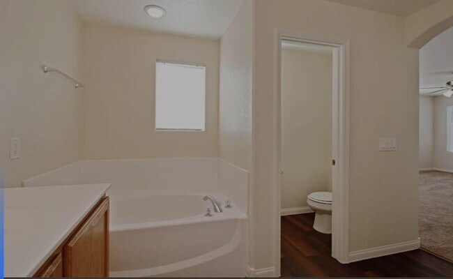 Building Photo - 5688 Alington Bend Dr