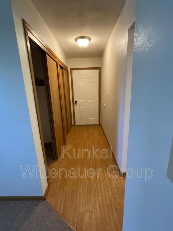Building Photo - 1809 Jamestown Rd