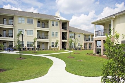 Stone Bridge Apartments - Stone Bridge