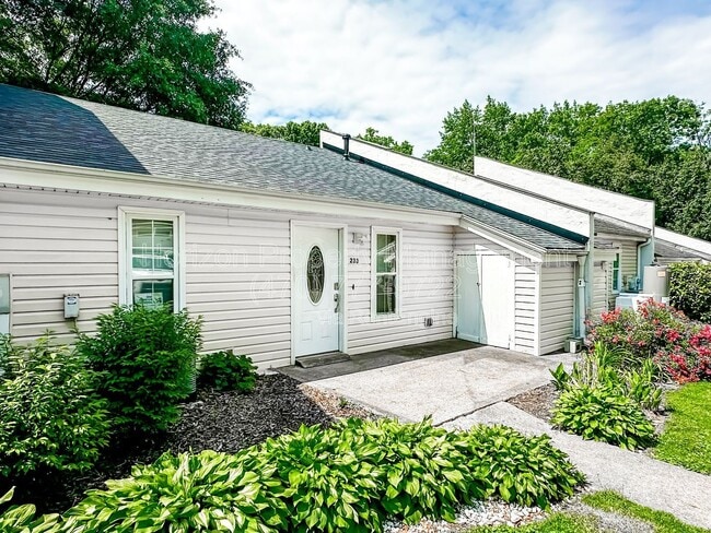 Photo - 233 Goshen Ln Townhome