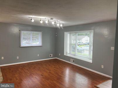 Foto del edificio - 2521 Newglen Ave