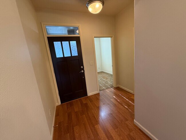 Foto del edificio - 3Bd/ 2.5Ba North Bethany Home ~ Huge Loft ...