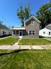 Building Photo - 210 Santee Ave