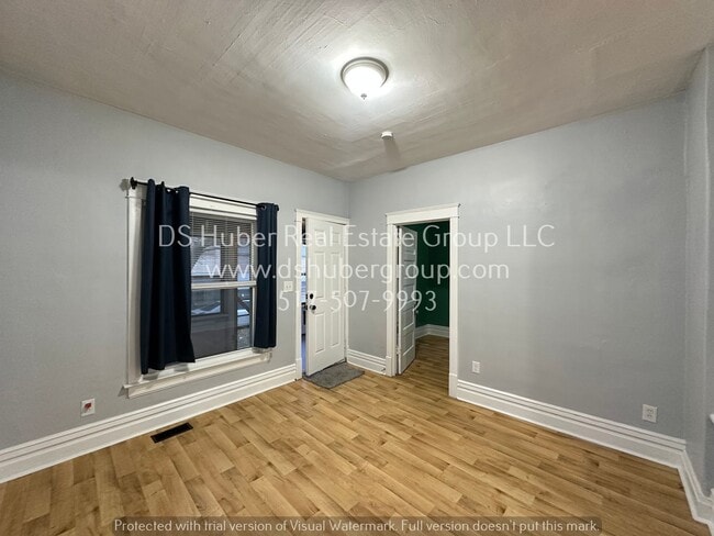 Photo - 515 S Hosmer St Apartment