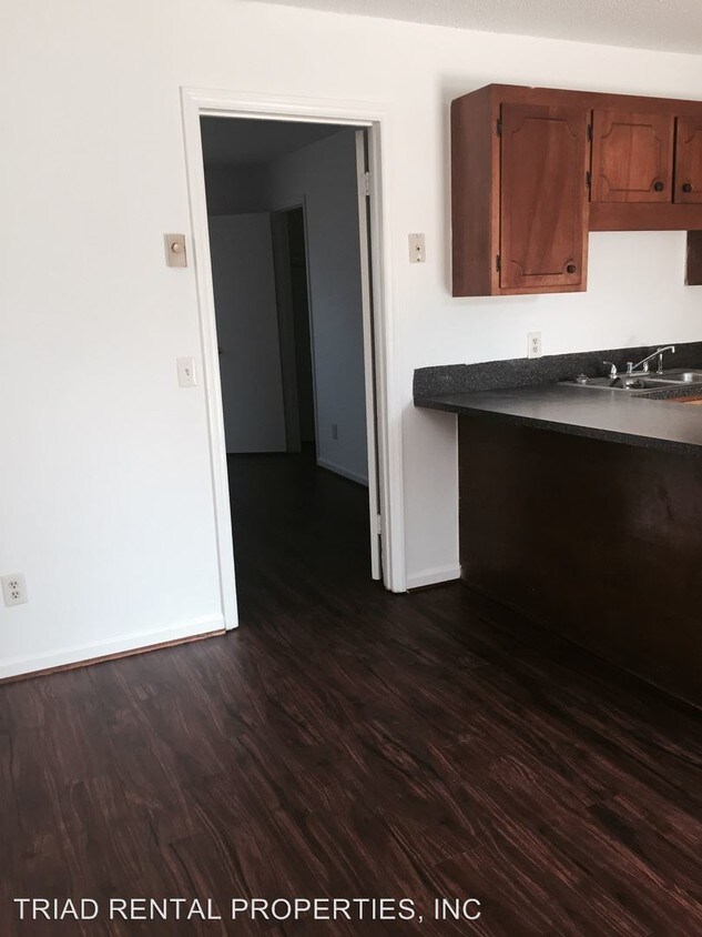 Building Photo - 732 Hammer Ave