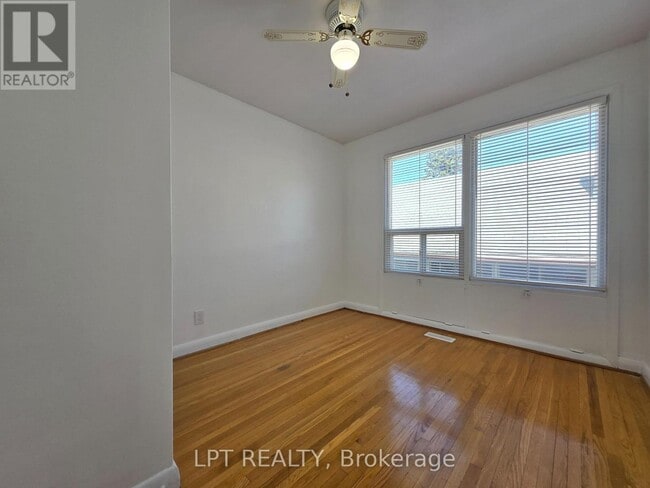 Building Photo - 71 Deerfield Rd