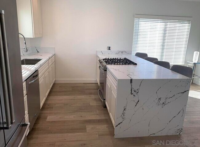 Foto del edificio - 4763 Terrace Dr