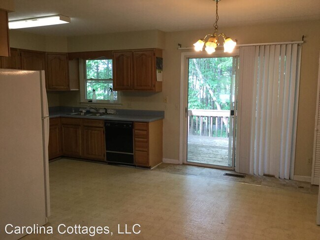 Building Photo - 2 br, 1 bath House - 14 Sugarloaf Lane
