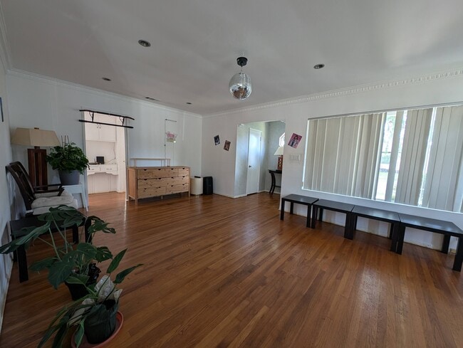 Foto del edificio - 4108 Albright Ave