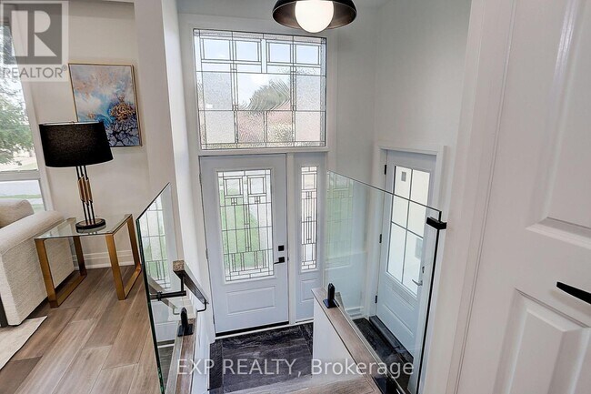 Photo du bâtiment - 181 Maple Ave