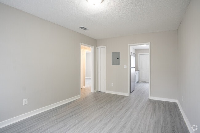 2BR, 1BA – 900SF - Living Room - Park Terrace Apartments