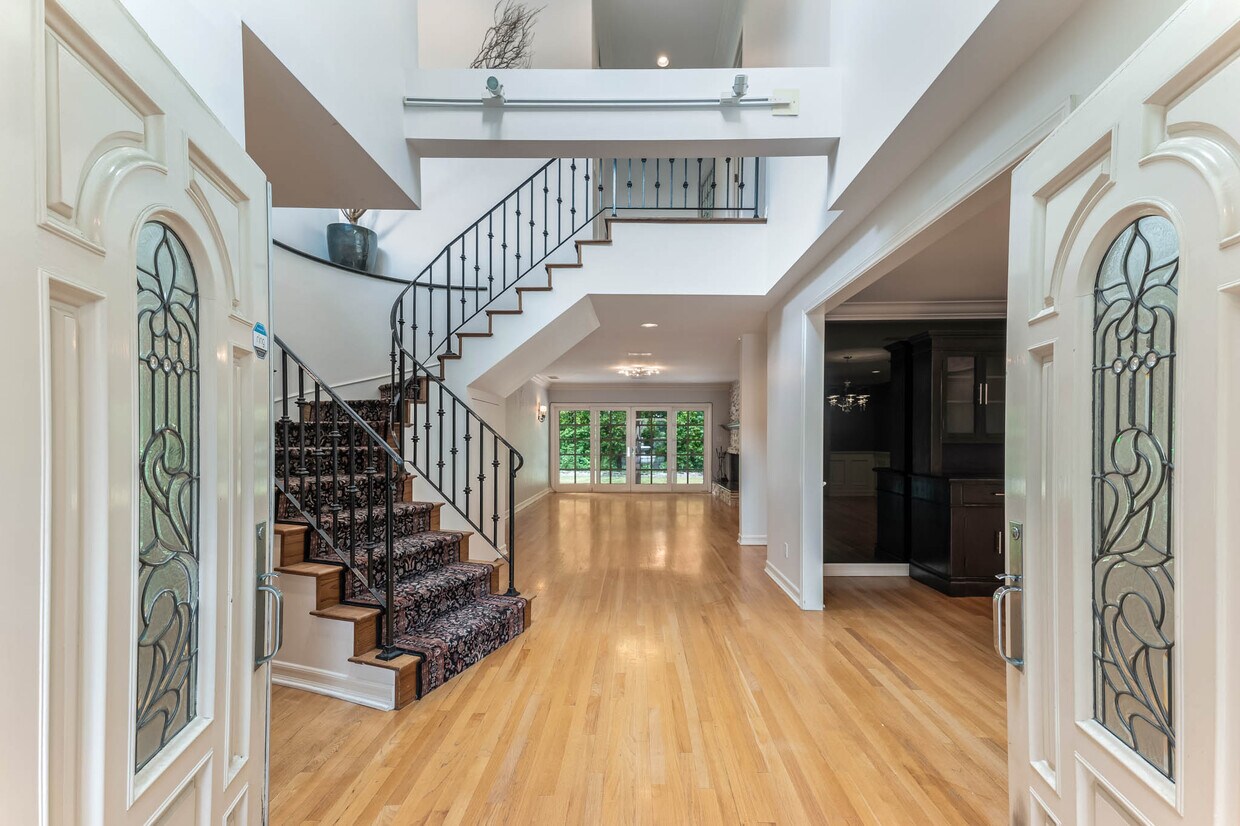 Primary Photo - 4591 De Celis Pl