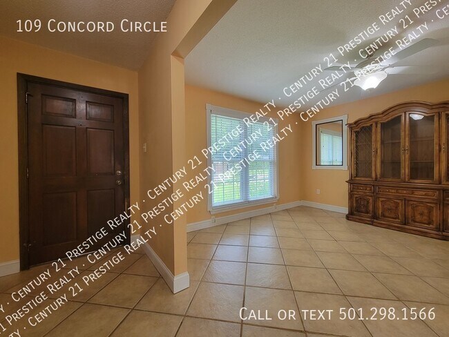 Building Photo - 109 Concord Circle