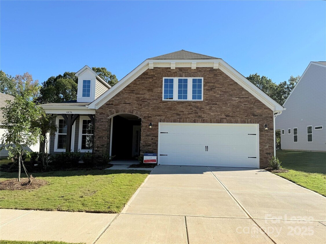 Primary Photo - 6436 Fairfax Ct