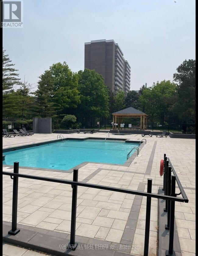 Building Photo - 1131-1131 Steeles Ave W