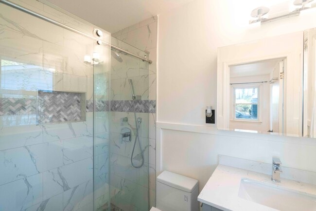 Foto del edificio - 161 Blades St