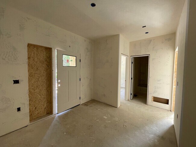 Foto del edificio - 7472 N Paw St