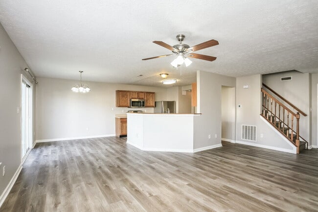 Building Photo - 5656 Cheval Dr