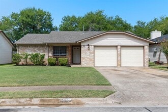 Building Photo - 1816 Goodson Ln