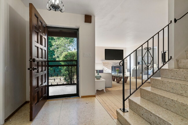 Foto del edificio - 22 Olive Ave