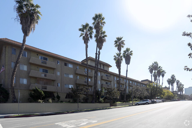 Building Photo - The Victoria Apartments