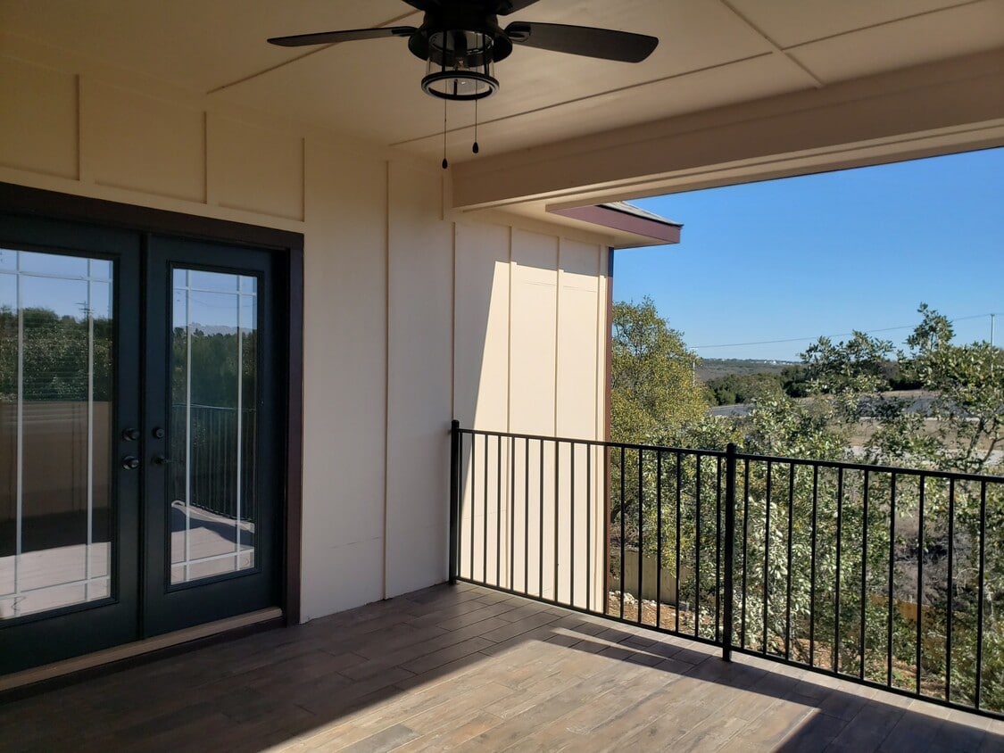 Foto principal - 120 N Hill Cir