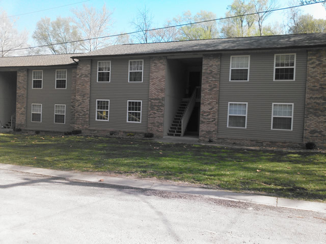 Building Photo - 1623 Red Bud Dr