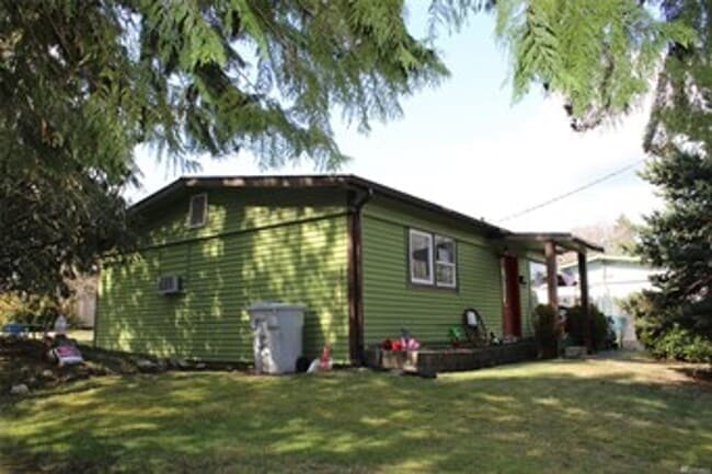Building Photo - Harrington Unit B