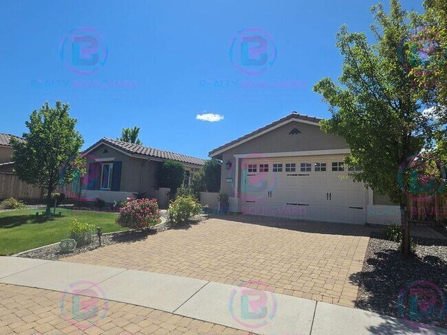 Building Photo - 3 Bedroom 2.5 Bathroom Home in Somersett with Resort Style Living and gold course views