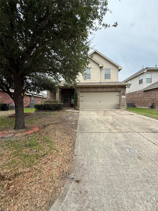 Building Photo - 9011 Plume Tree Dr