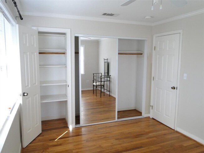 Building Photo - 1539 Hawthorne St