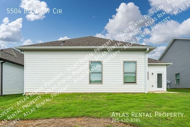 Foto del edificio - 5504 Blue Jay Cir
