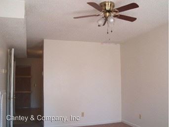 Building Photo - 124 Villas Ct