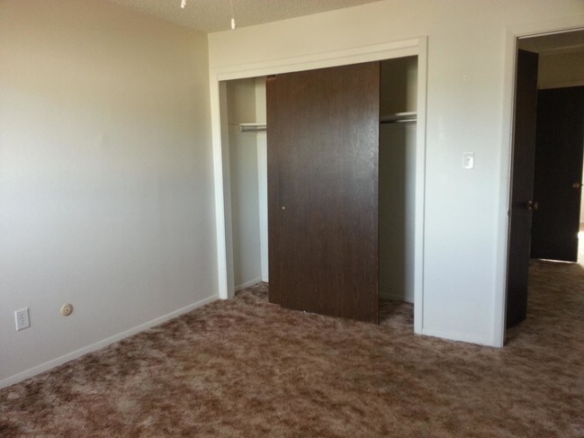 Foto del edificio - 4820 E 12th St