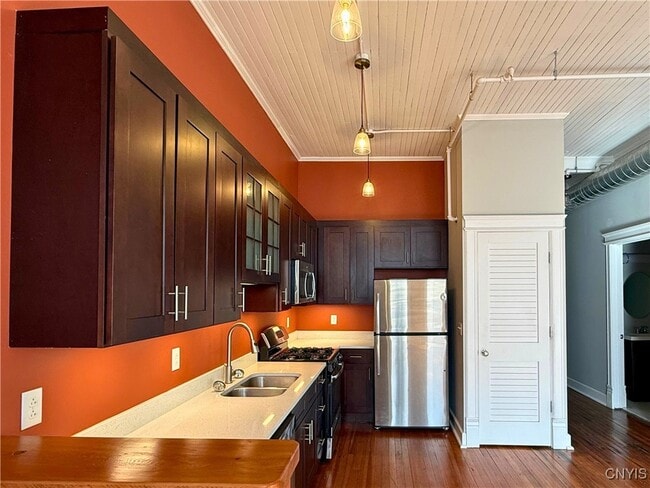 Foto del edificio - 205 E Jefferson St