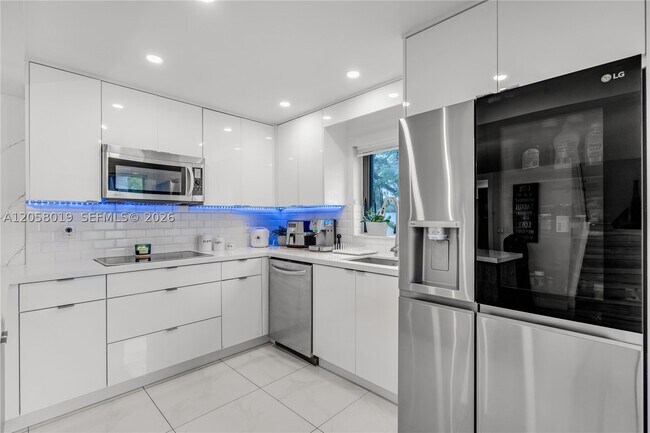 Foto del edificio - 6201 SW 138th Ct