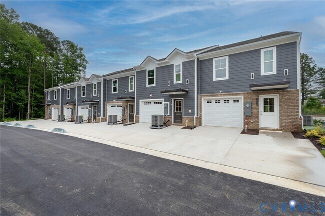 Building Photo - 14647 Hancock Towns Dr