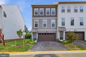 Building Photo - 14153 Slate St