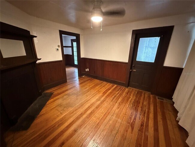 Foto del edificio - 2523 NW 6th St