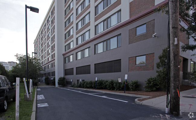 Building Photo - Glass Factory Condominiums