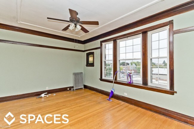 Building Photo - 2 br, 1 bath Apartment - 4341 North Damen #3E