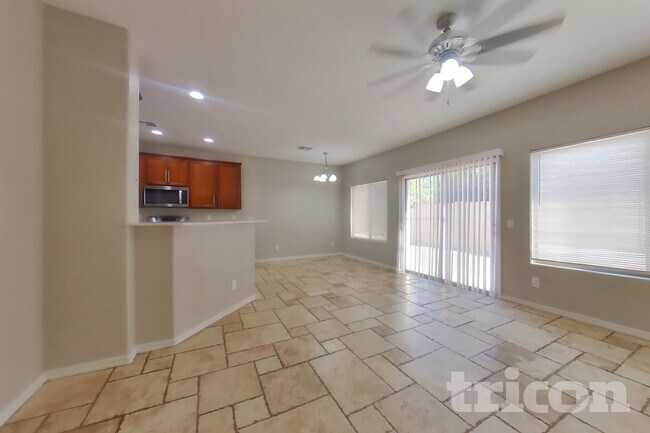 Foto del edificio - 504 W Beautiful Ln