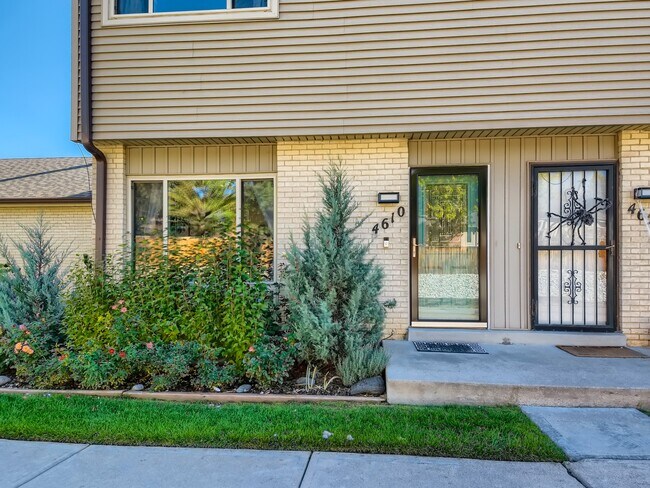 Foto del edificio - 4610 W Pondview Dr