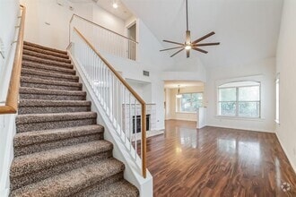 Building Photo - 10508 Dunham Forest Rd