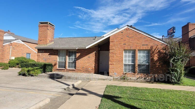 Foto principal - 1402 Darr St