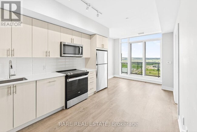 Photo du bâtiment - 2550-2550 Simcoe St N