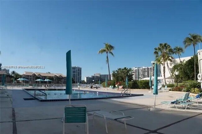 Building Photo - 3800 S Ocean Dr